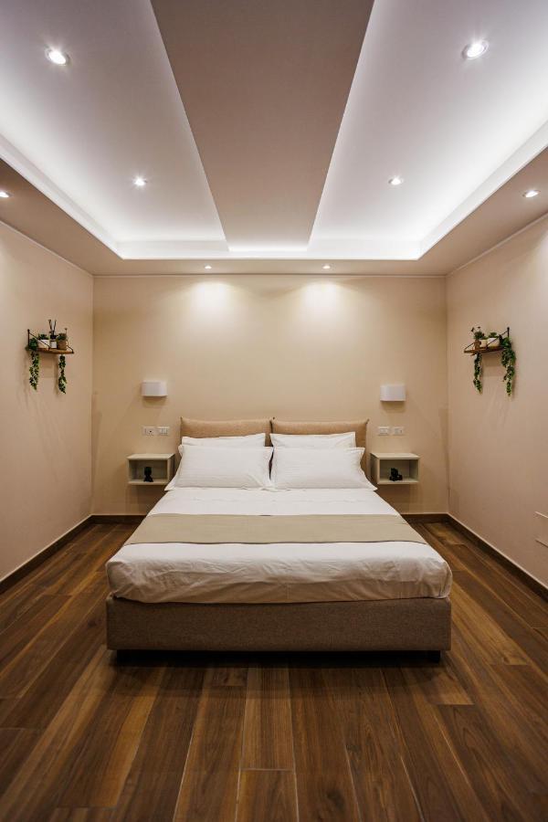 Peca'S Room Naples Exterior photo